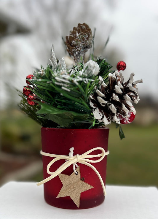 Christmas Candle Holder Arrangement
